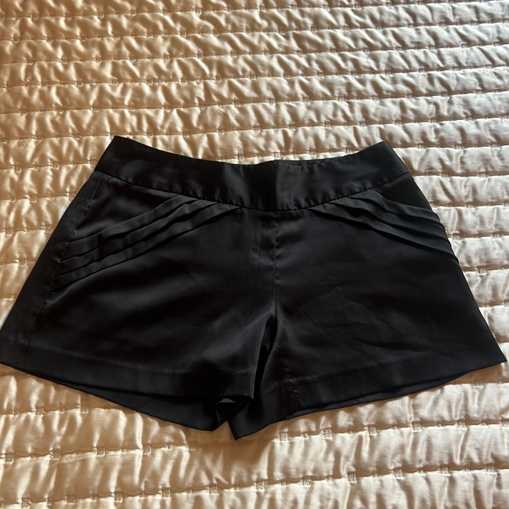 Kensie Black shorts🖤